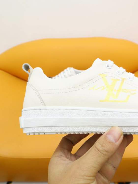 Picture of Louis Vuitton Shoes _SKULVsz38-45mnf040215313